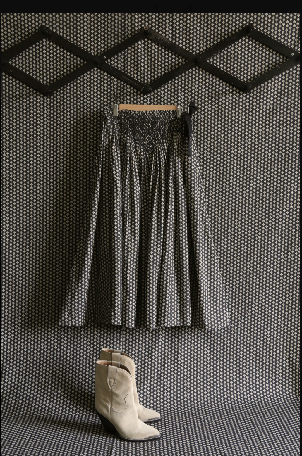 "IRIS" SKIRT_Provençal print_Suranné