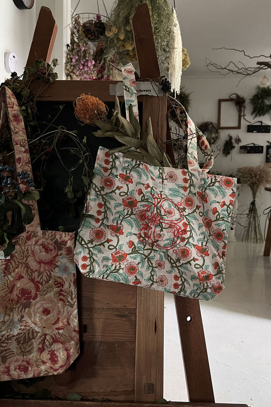 Eco Bag with embroidery_Orange Flower