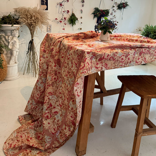 Embroidered Table Cloth_Red Roses